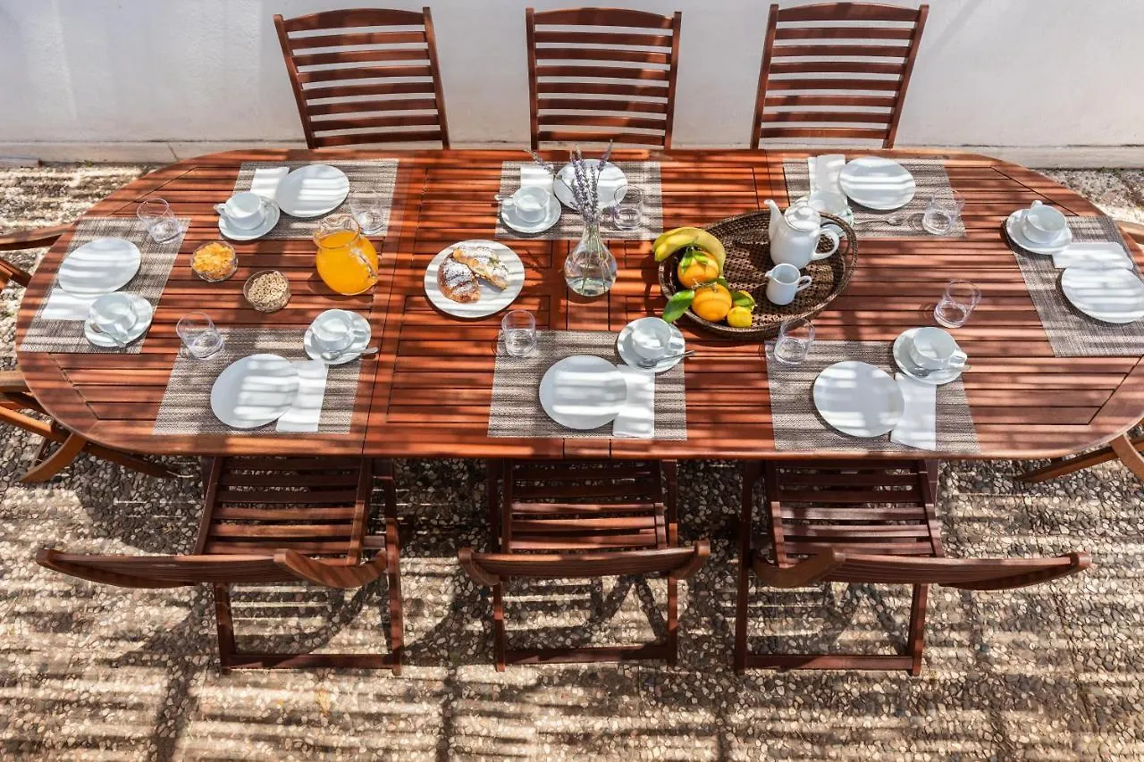 Villa Vista Mare Con Piscina Privata A Mondello Palermo