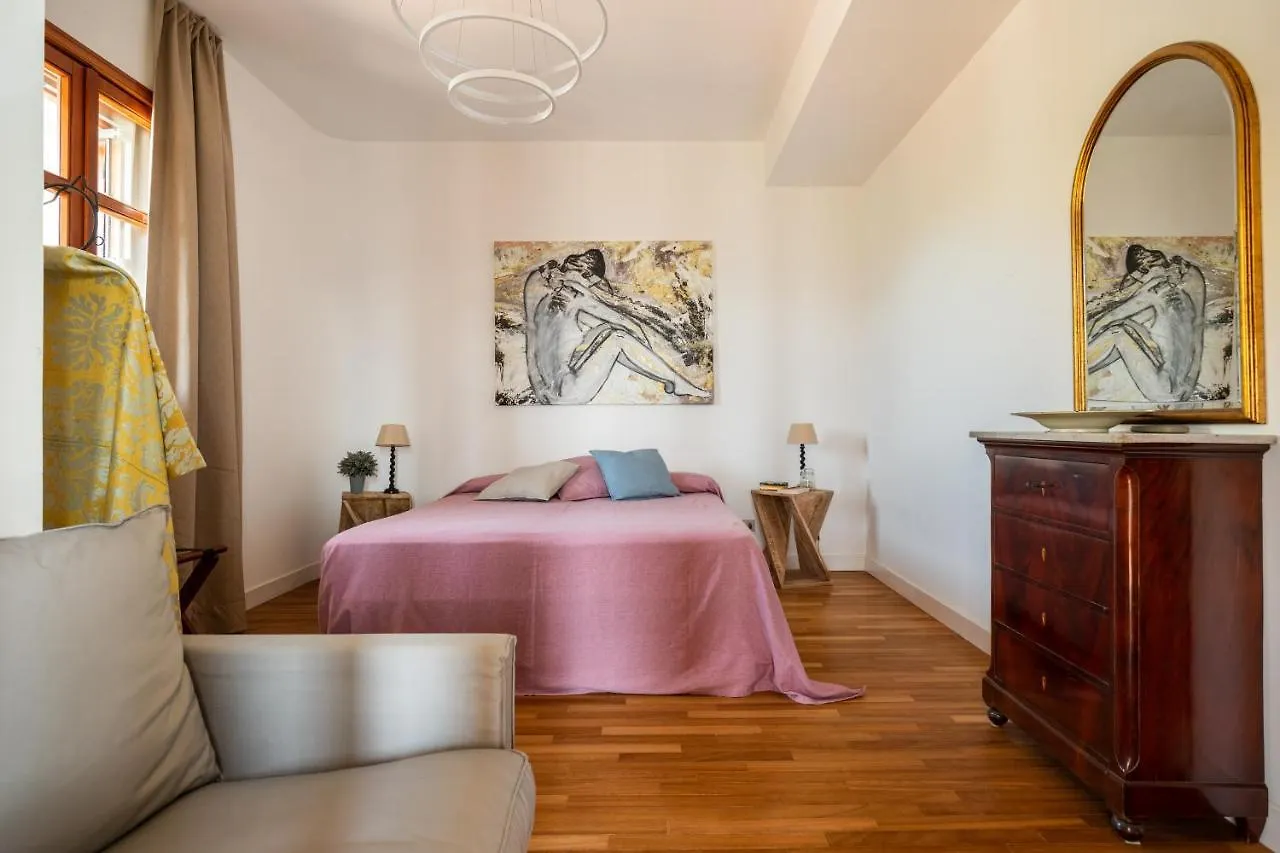 Villa Vista Mare Con Piscina Privata A Mondello Palermo
