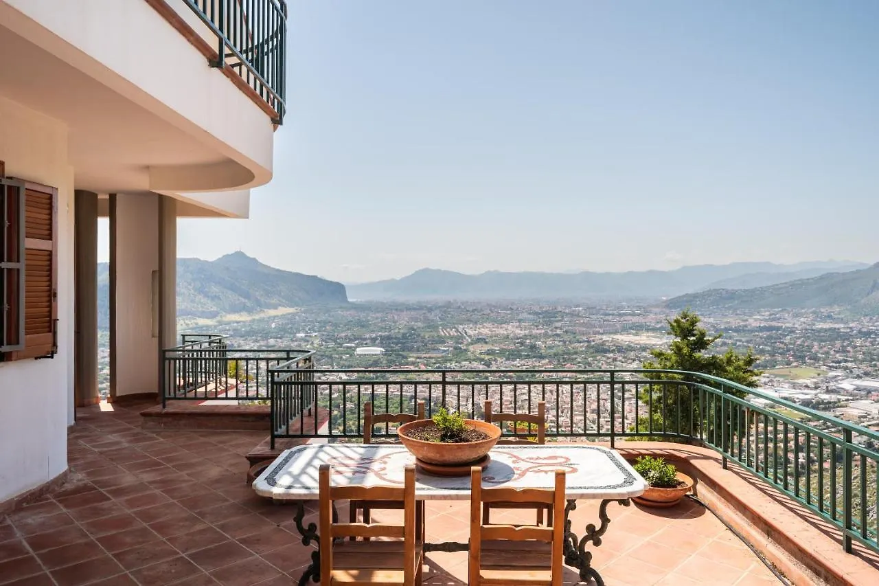 Villa Vista Mare Con Piscina Privata A Mondello Palermo Itália
