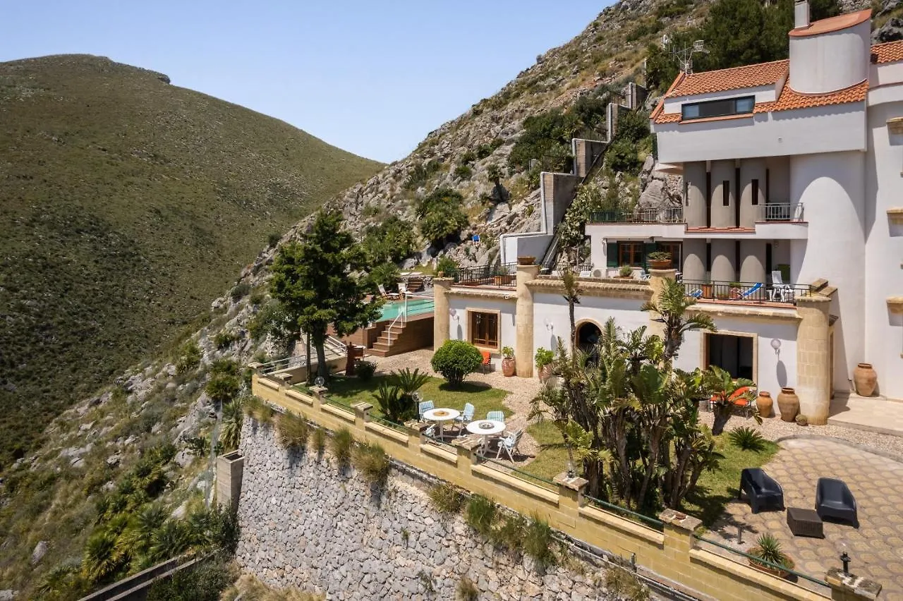 Villa Vista Mare Con Piscina Privata A Mondello Palermo Itália