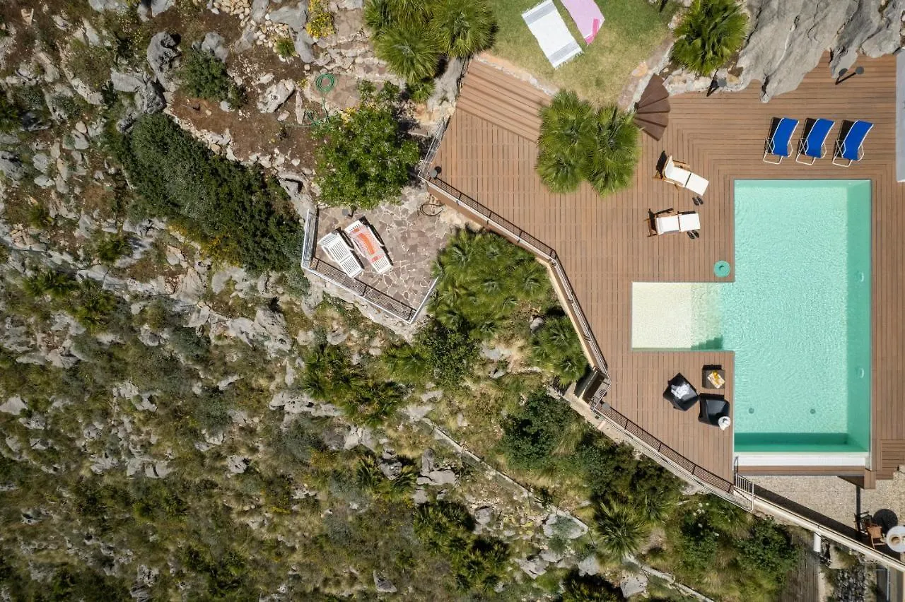 Villa Vista Mare Con Piscina Privata A Mondello Palermo 0*,  Itália