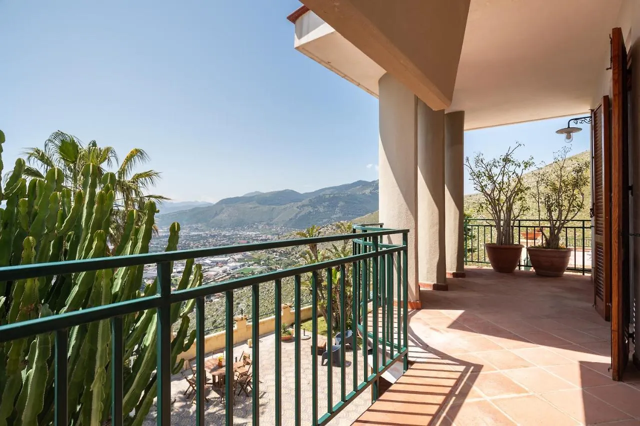 Villa Vista Mare Con Piscina Privata A Mondello Palermo 0*,  Itália