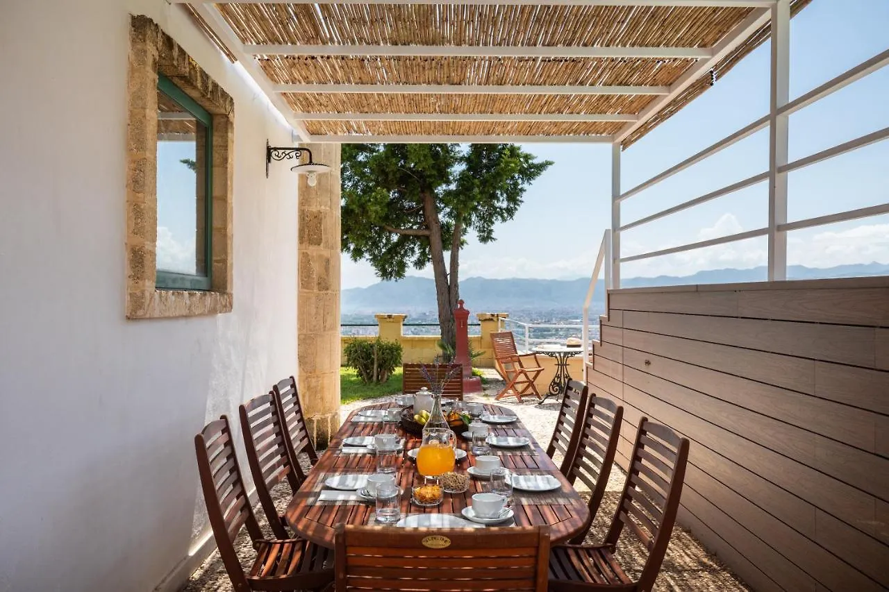 Villa Vista Mare Con Piscina Privata A Mondello Palermo