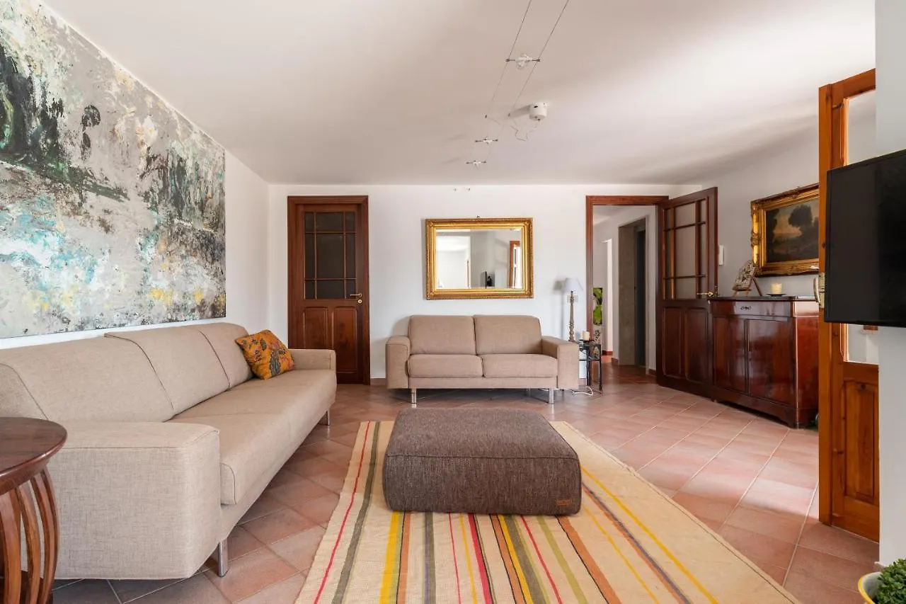 Villa Vista Mare Con Piscina Privata A Mondello Palermo Itália