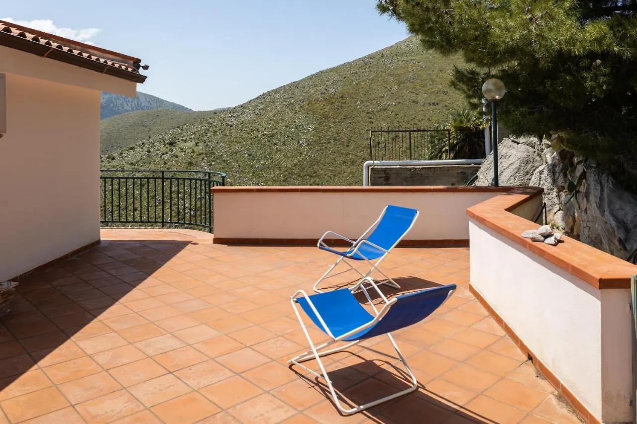 Villa Vista Mare Con Piscina Privata A Mondello Palermo 0*,
